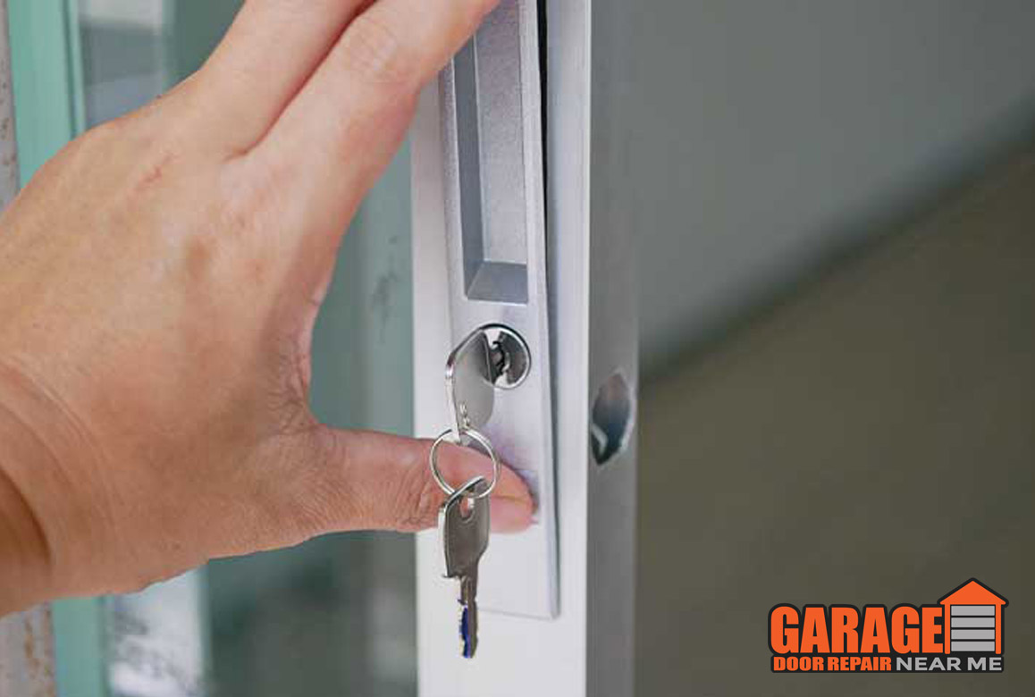 Repair sliding door lock service